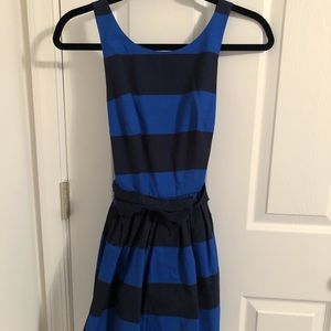 NEW W/O TAGS Abercrombie & Fitch Striped Bow Dress